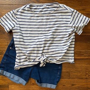 Old Navy Front Tie Top. Cream and Navy Striped.